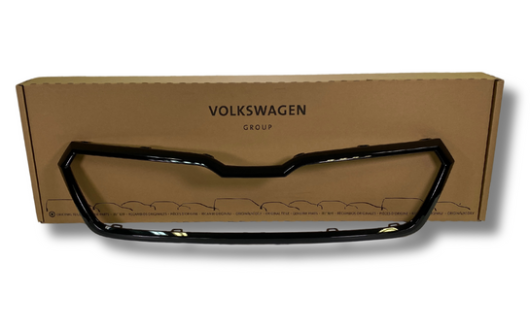 Накладка бампера (658071004F9R) 3