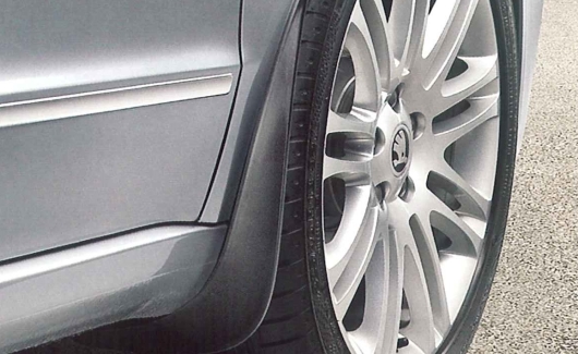 Передні бризковики Superb II (KEA800001) 2