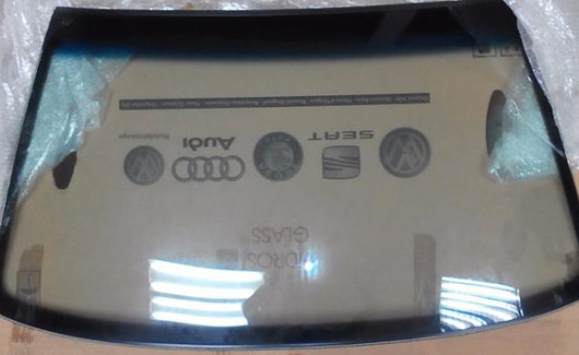 Скло лобове (1U0845011AG) 1