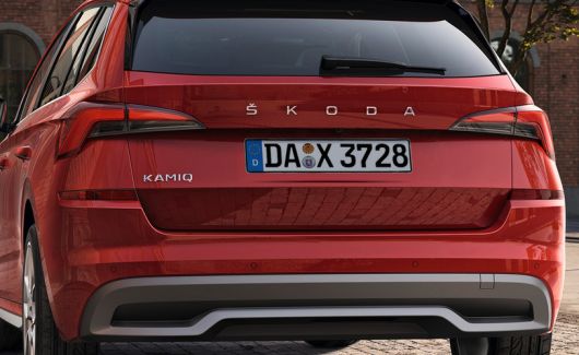 Емблема Škoda (658853687C2ZZ) 1