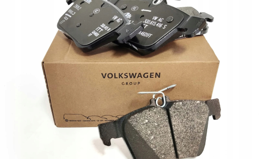 Колодки тормозные (3Q0698451J) 1